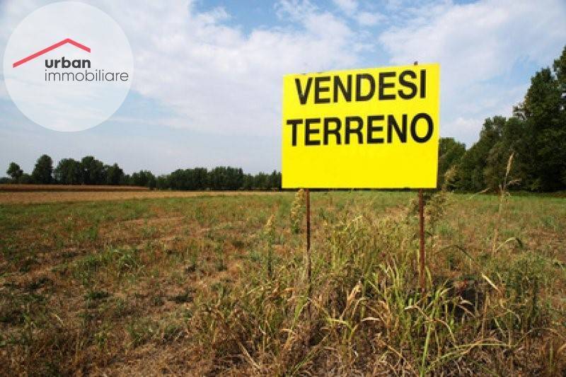 terreno edificabile in vendita a Pizzoli