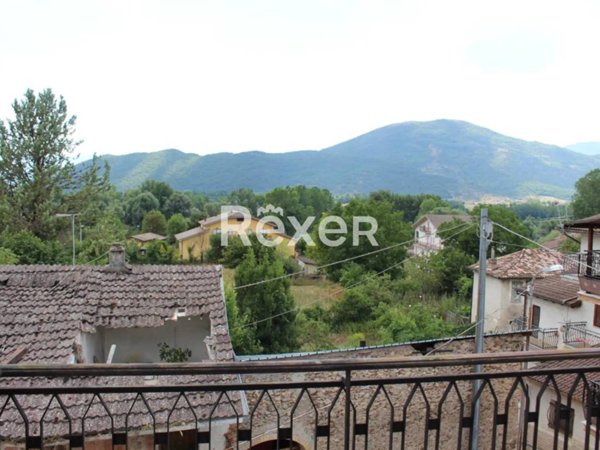 appartamento in vendita a Pizzoli in zona Cavallari