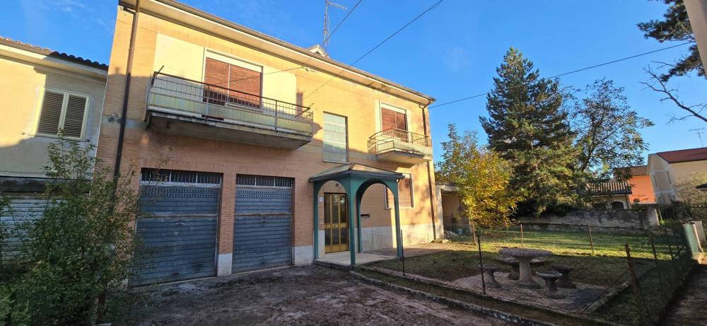 appartamento in vendita a Pizzoli in zona Cavallari