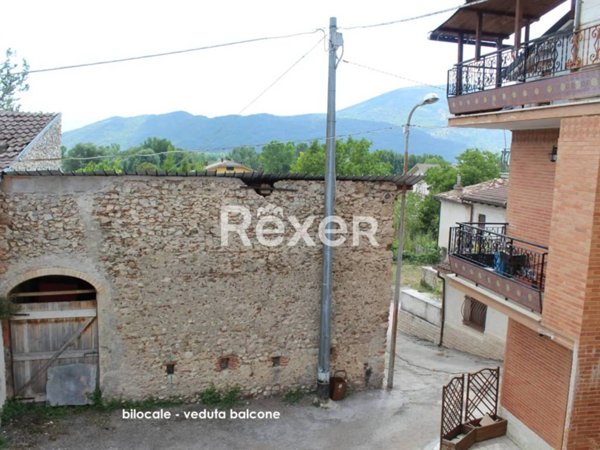 appartamento in vendita a Pizzoli in zona Cavallari