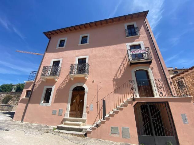 casa indipendente in vendita a Poggio Picenze