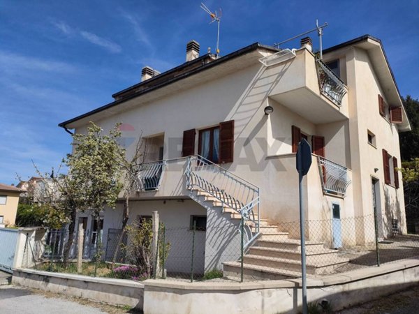 appartamento in vendita a Poggio Picenze