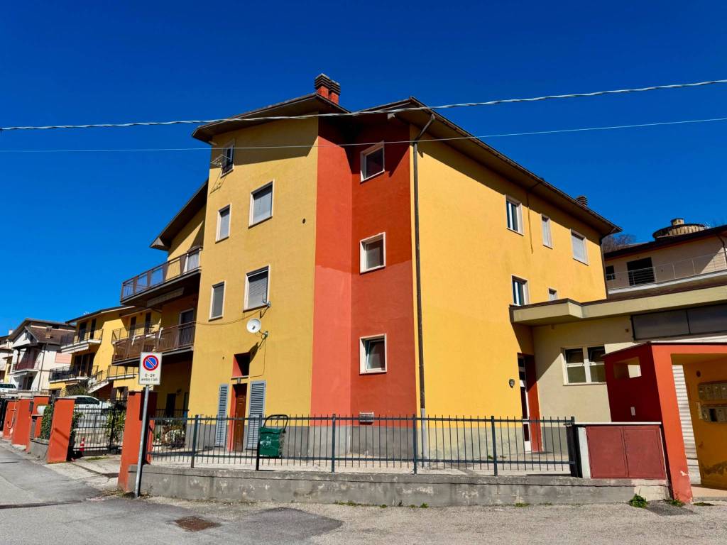 appartamento in vendita a Poggio Picenze