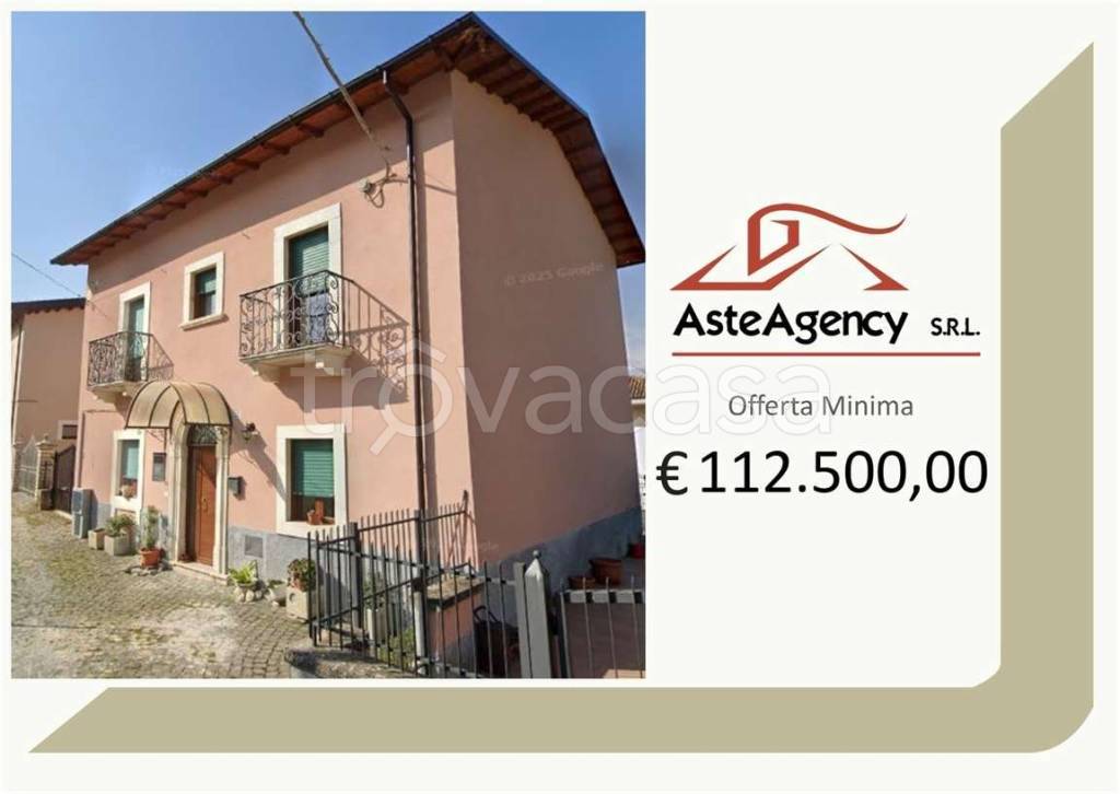 casa indipendente in vendita a Poggio Picenze
