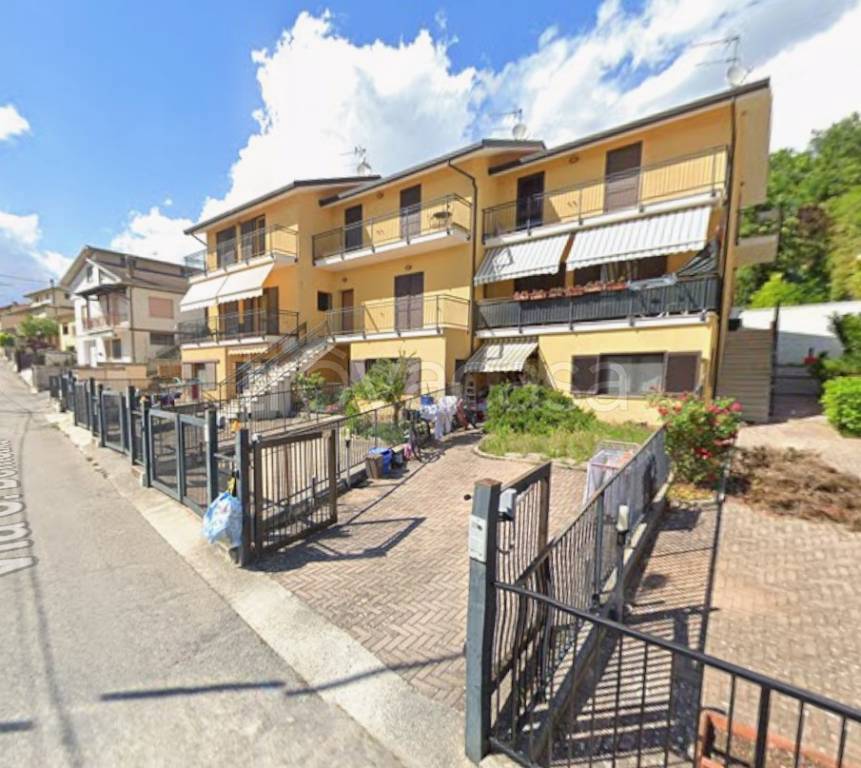appartamento in vendita a Poggio Picenze