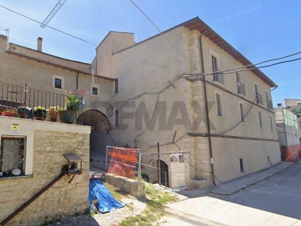 casa indipendente in vendita a Prata d'Ansidonia in zona Tussio