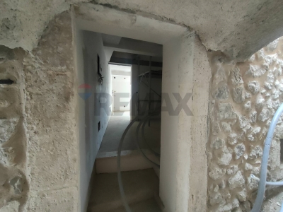 casa semindipendente in vendita a Prata d'Ansidonia in zona Tussio