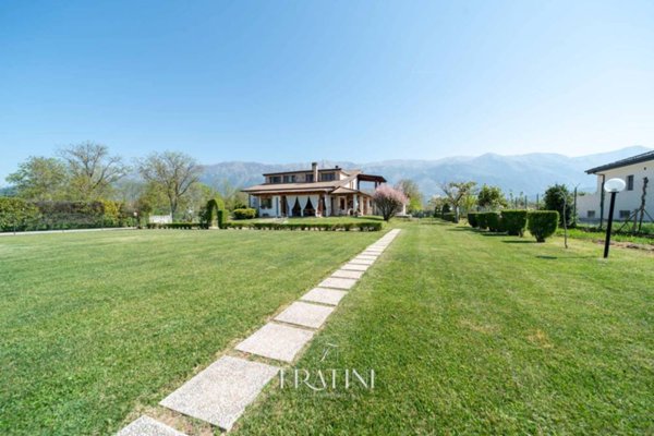 casa indipendente in vendita a Pratola Peligna