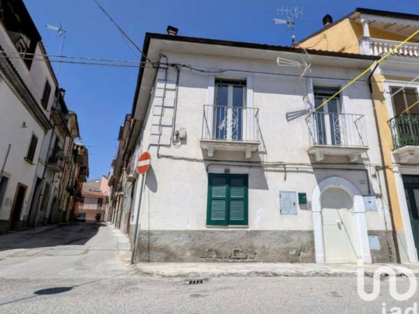 casa indipendente in vendita a Pratola Peligna