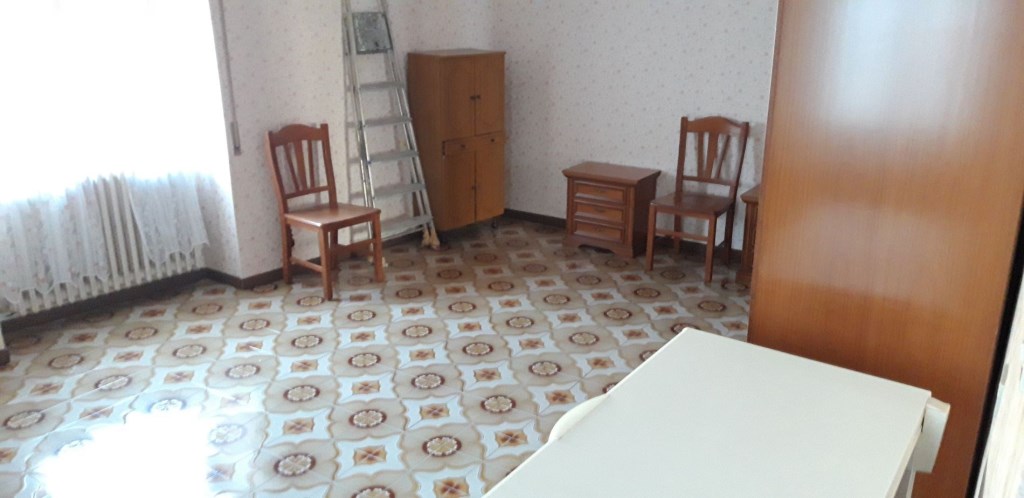 appartamento in vendita a Pratola Peligna in zona Bagnaturo