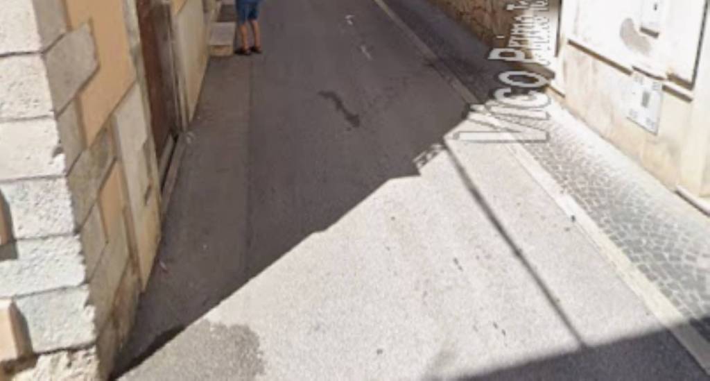 negozio in vendita a Pratola Peligna