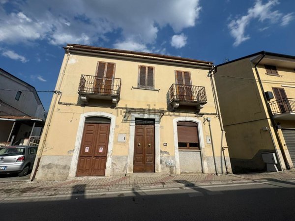 casa indipendente in vendita a Pratola Peligna