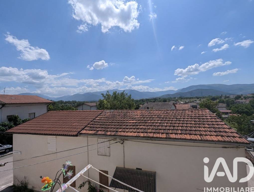 casa indipendente in vendita a Pratola Peligna in zona Bagnaturo
