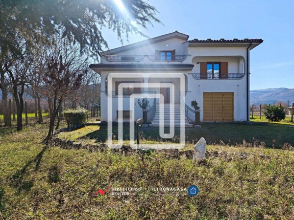 casa indipendente in vendita a Pratola Peligna
