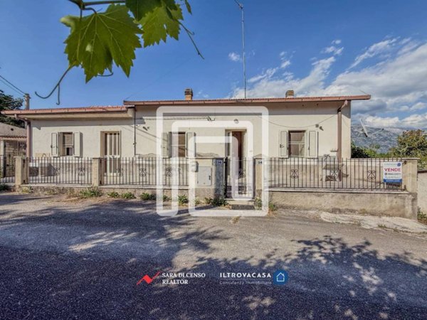 casa indipendente in vendita a Pratola Peligna in zona Ponte la Torre