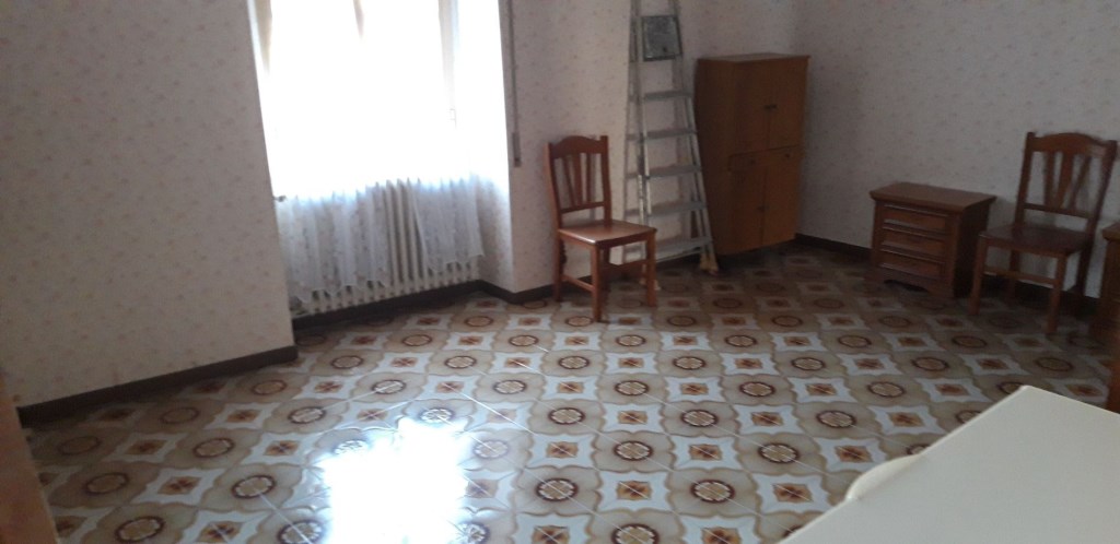 appartamento in vendita a Pratola Peligna in zona Bagnaturo