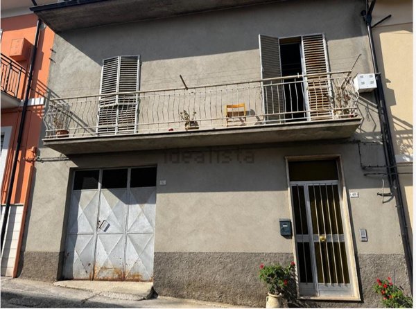casa indipendente in vendita a Pratola Peligna
