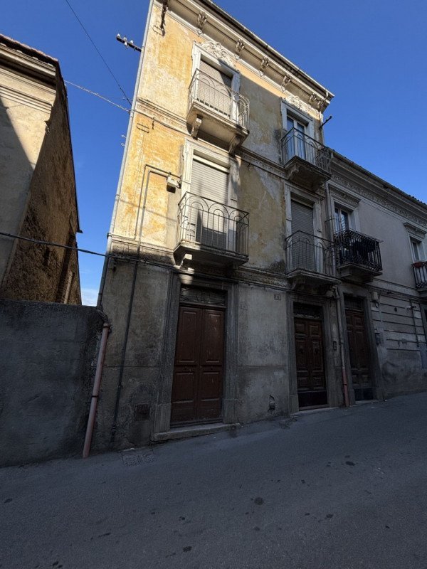 casa indipendente in vendita a Pratola Peligna