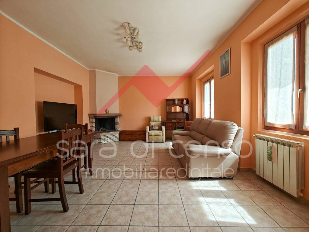 casa indipendente in vendita a Prezza