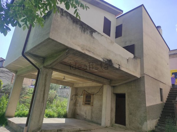 casa indipendente in vendita a Prezza in zona Campo di Fano
