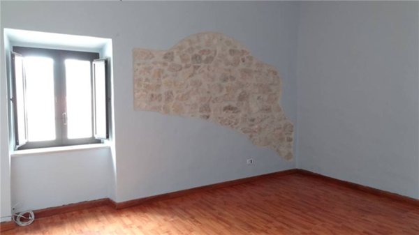 casa indipendente in vendita a Prezza