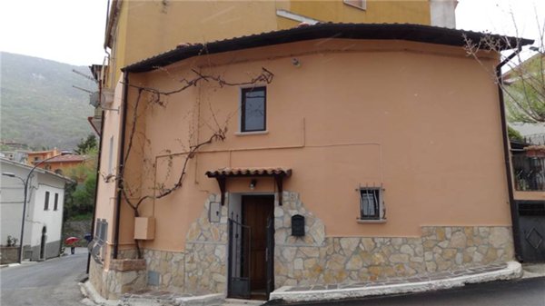 casa indipendente in vendita a Prezza in zona Colli di Prezza