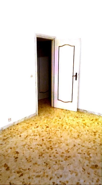 casa indipendente in vendita a Raiano