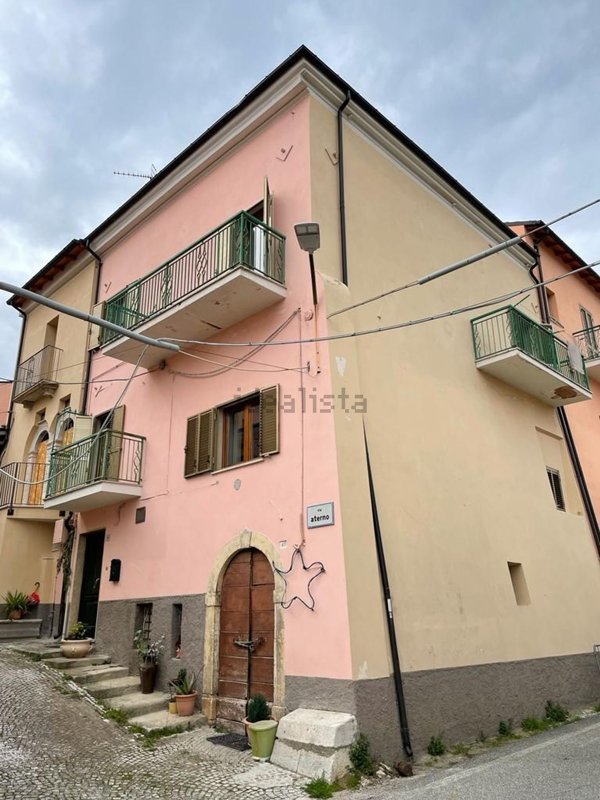 appartamento in vendita a Raiano
