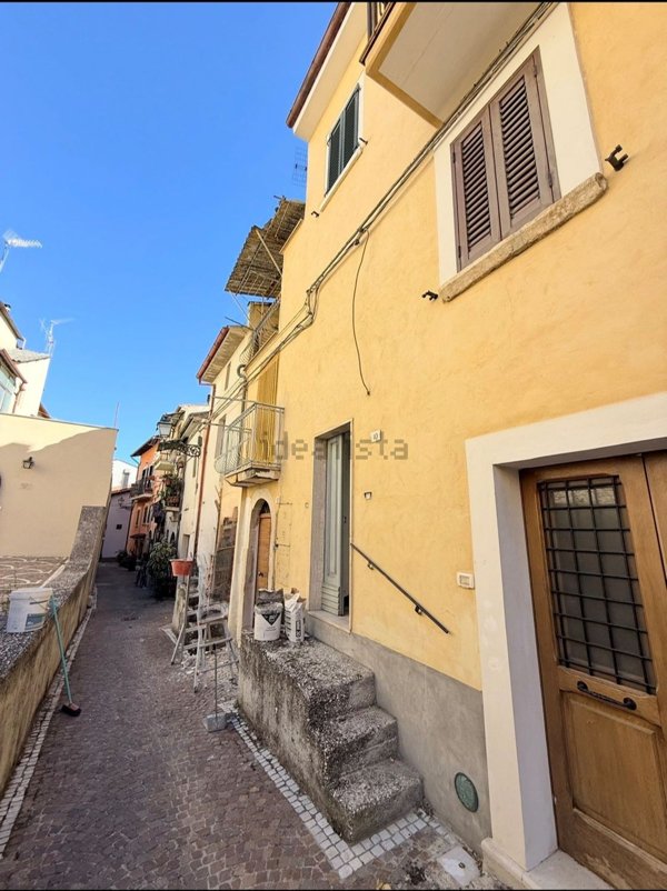 appartamento in vendita a Raiano