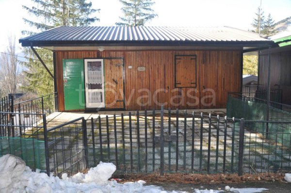 casa indipendente in vendita a Rivisondoli