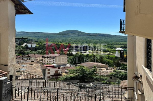 casa indipendente in vendita a Rivisondoli