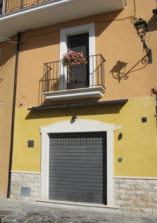 negozio in vendita a Roccacasale