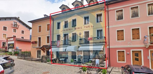 negozio in vendita a Roccacasale