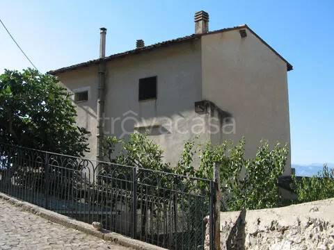 appartamento in vendita a Roccacasale