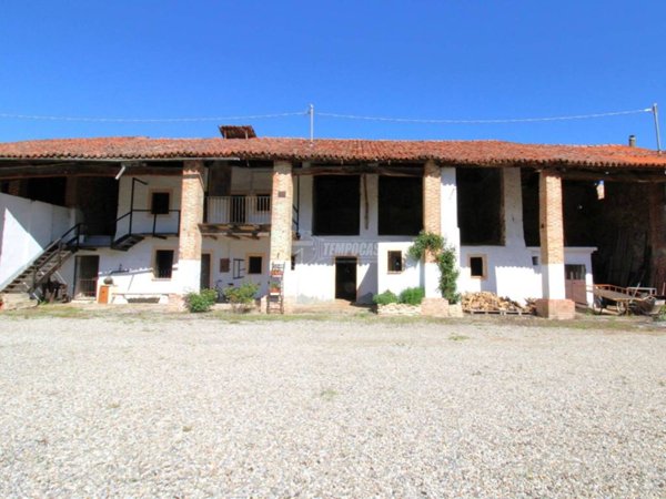 casa indipendente in vendita a Mondovì in zona San Quintino