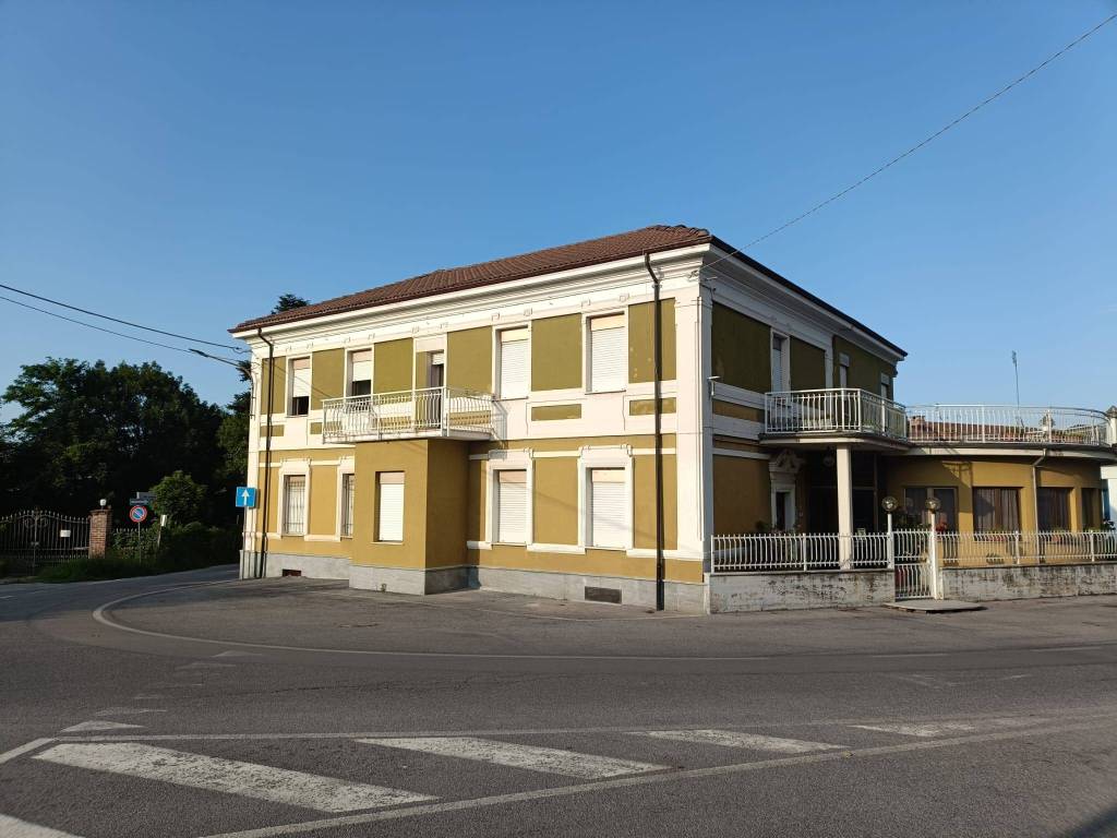negozio in vendita a Mondovì