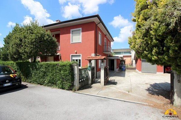 casa indipendente in vendita a Mondovì