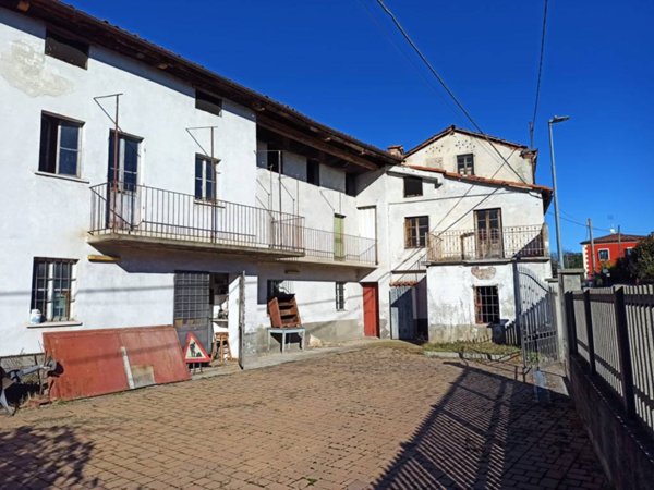 casa indipendente in vendita a Mondovì