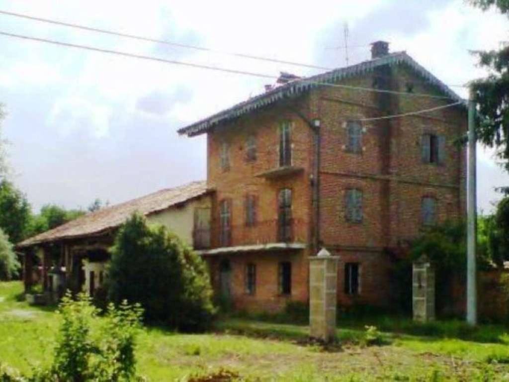 casa indipendente in vendita a Mondovì in zona San Biagio
