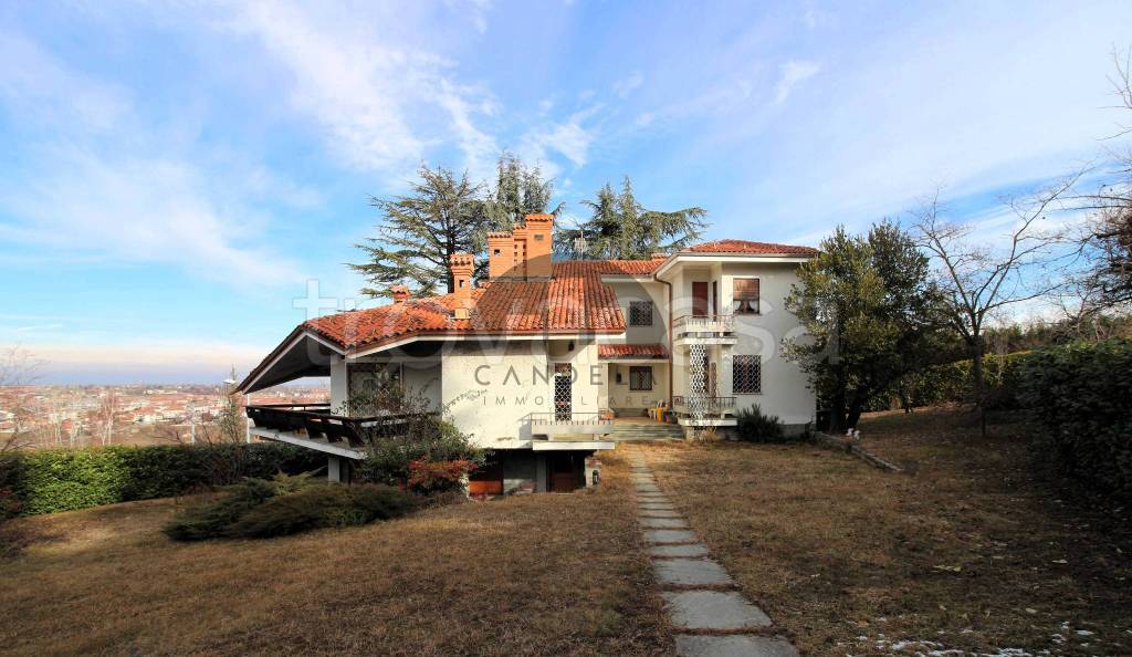 casa indipendente in vendita a Mondovì