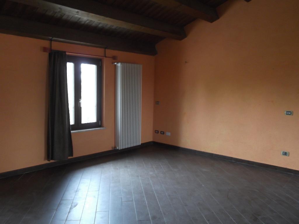 casa indipendente in vendita a Mondovì
