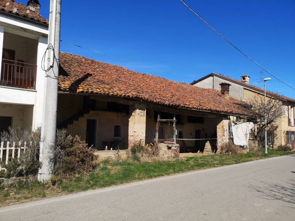 esavano in vendita a Mondovì