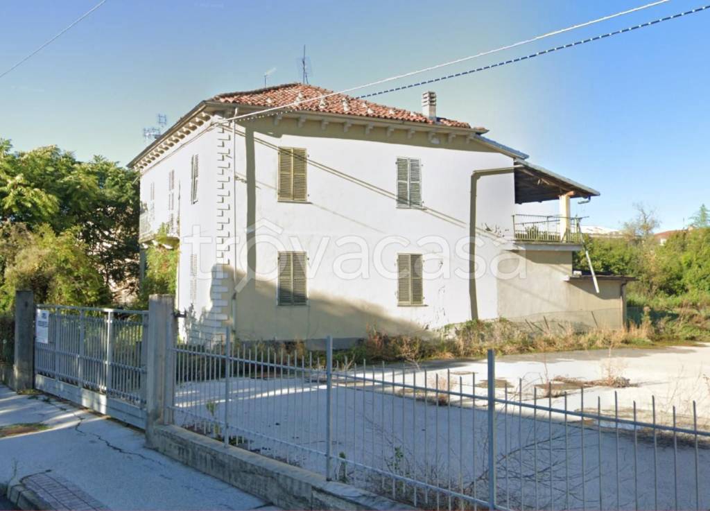 casa indipendente in vendita a Mondovì