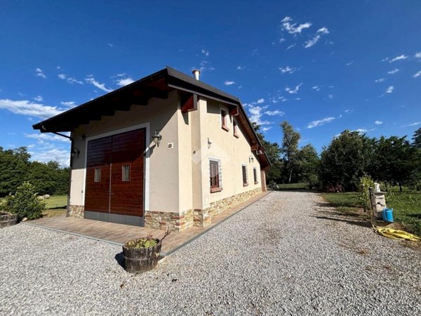 casa indipendente in vendita a Mondovì