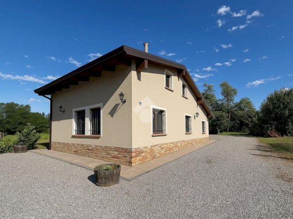 casa indipendente in vendita a Mondovì
