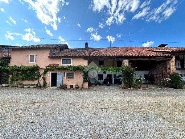 casa semindipendente in vendita a Mondovì