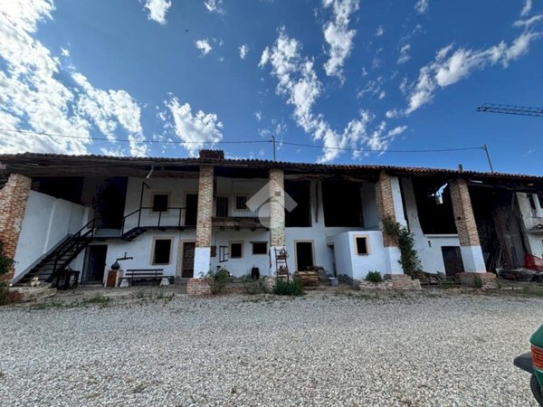 casa semindipendente in vendita a Mondovì