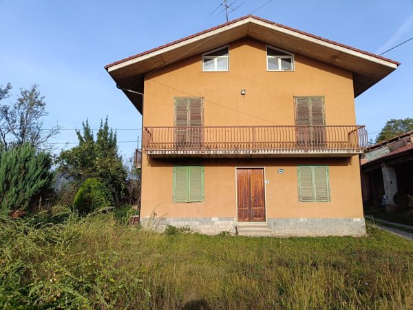 casa semindipendente in vendita a Mondovì