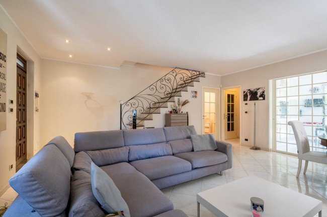 casa indipendente in vendita a Mondovì