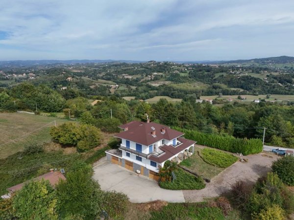 casa indipendente in vendita a Mondovì